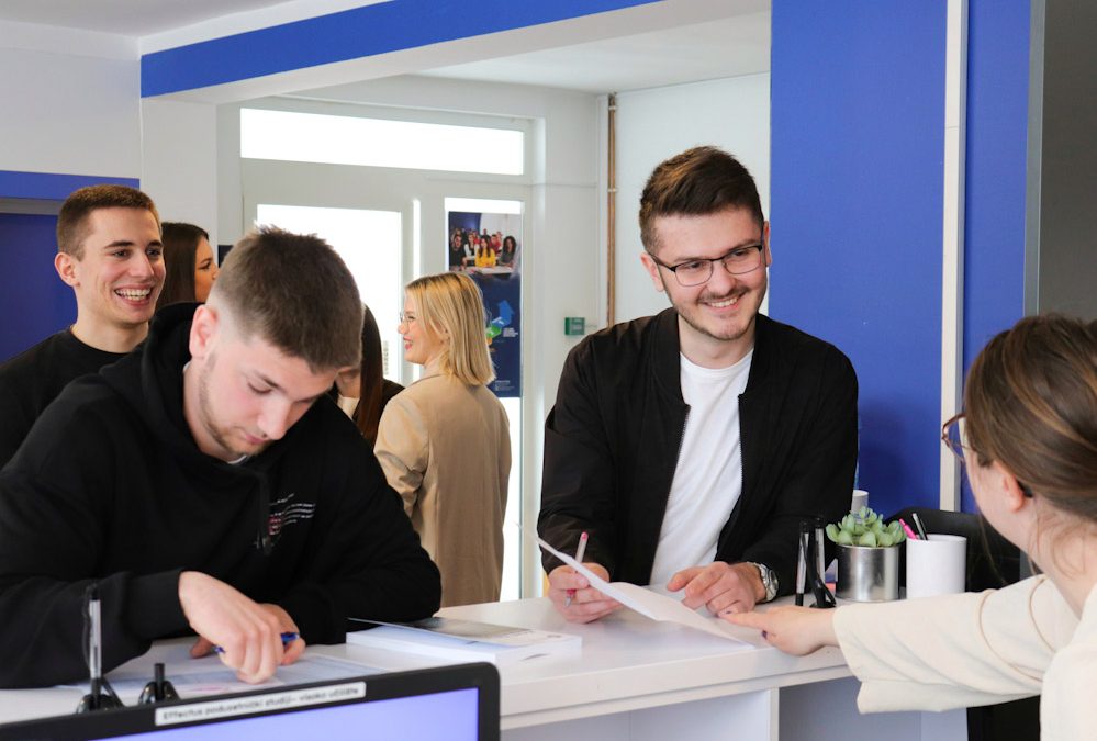 EFFECTUS University College – Open All Summer – Office Hours
