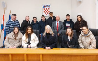 Studenti EFFECTUSa u posjetu Vrhovnom sudu Republike Hrvatske
